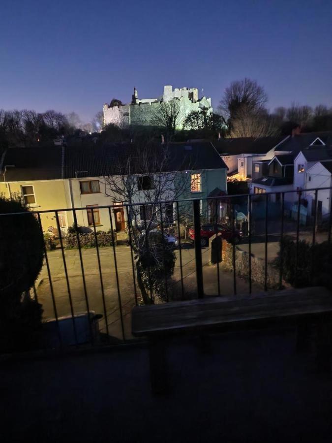 Апартаменты Castle View - Flat In Mumbles - Free Parking Oystermouth Экстерьер фото