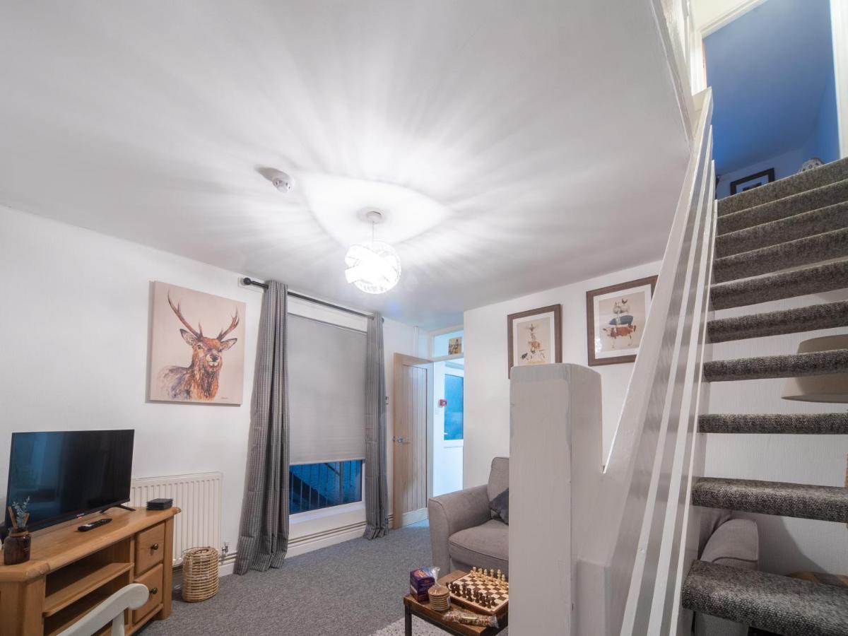 Апартаменты Castle View - Flat In Mumbles - Free Parking Oystermouth Экстерьер фото