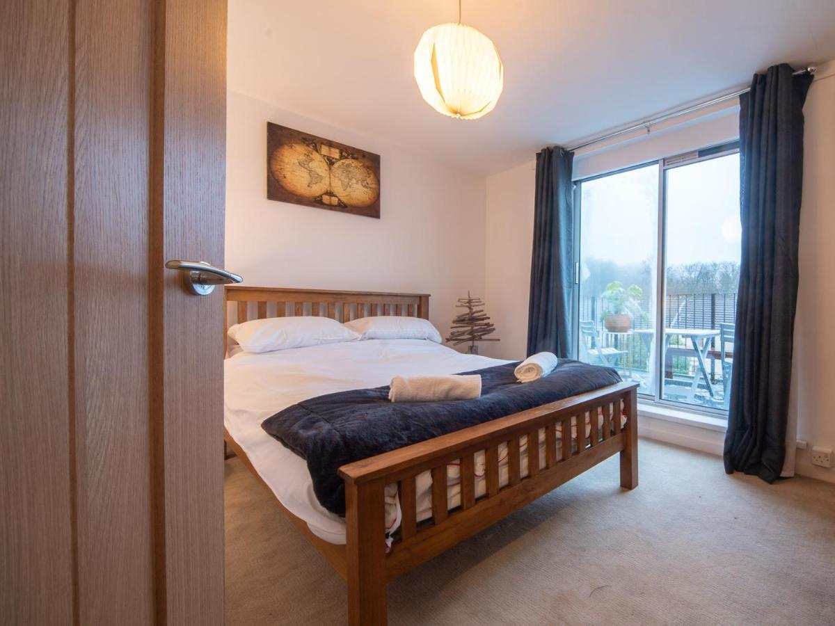 Апартаменты Castle View - Flat In Mumbles - Free Parking Oystermouth Экстерьер фото